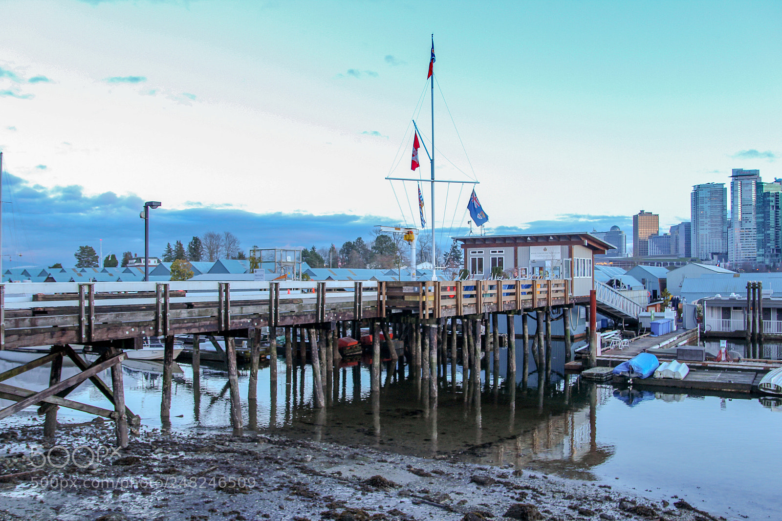 Canon EOS 600D (Rebel EOS T3i / EOS Kiss X5) sample photo. Vancouver stanley park harbor photography