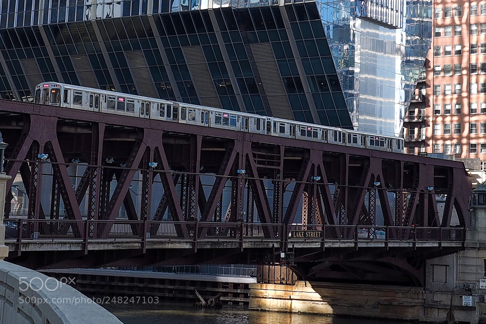 Olympus OM-D E-M1 sample photo. Chicago transportation photography