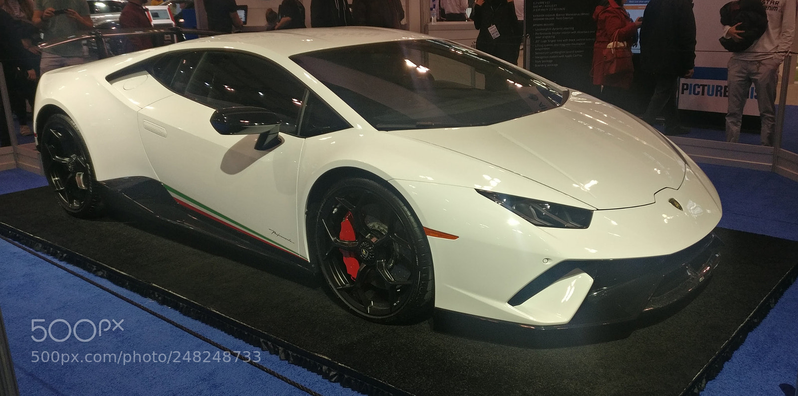 OnePlus A3003 sample photo. Lamborghini huracan performante photography