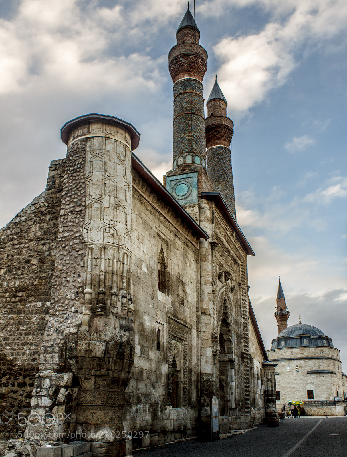 Canon EOS 1200D (EOS Rebel T5 / EOS Kiss X70 / EOS Hi) sample photo. Sivas ifte minareli medrese photography