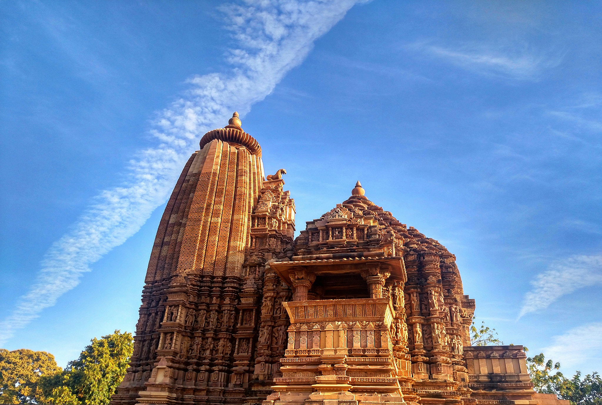 Motorola XT1225 sample photo. Khajuraho temple photography