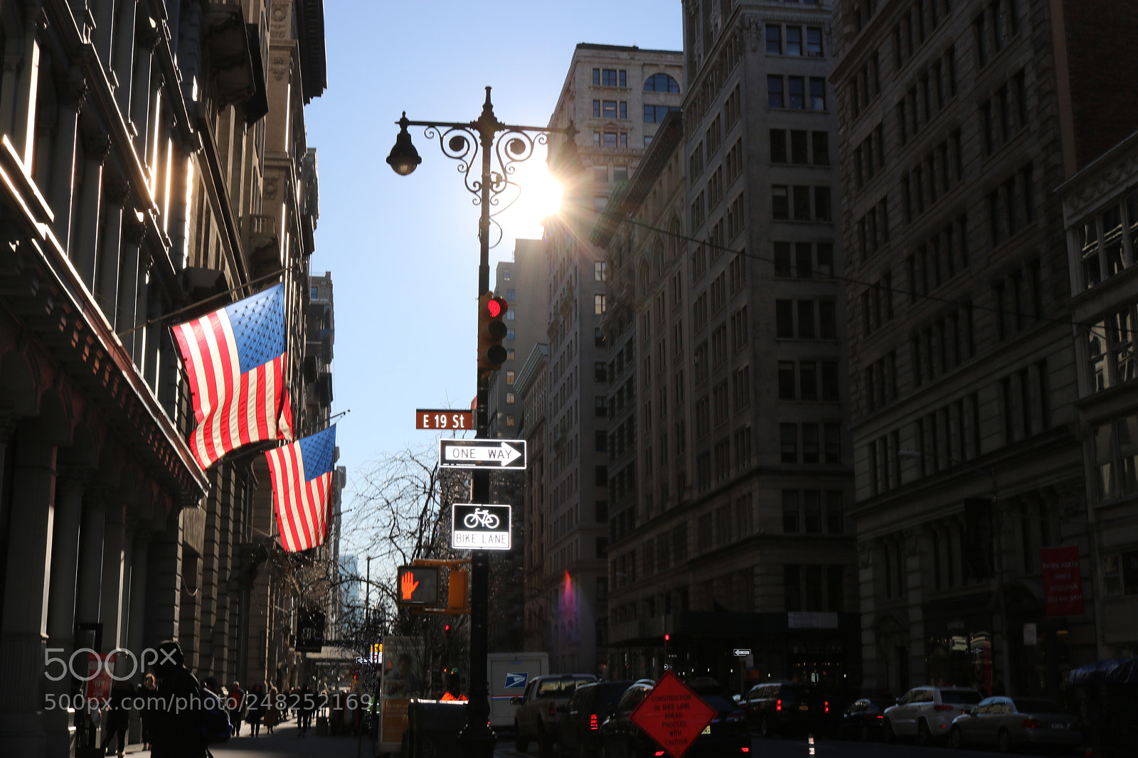 Canon EOS 750D (EOS Rebel T6i / EOS Kiss X8i) sample photo. East 19th street photography