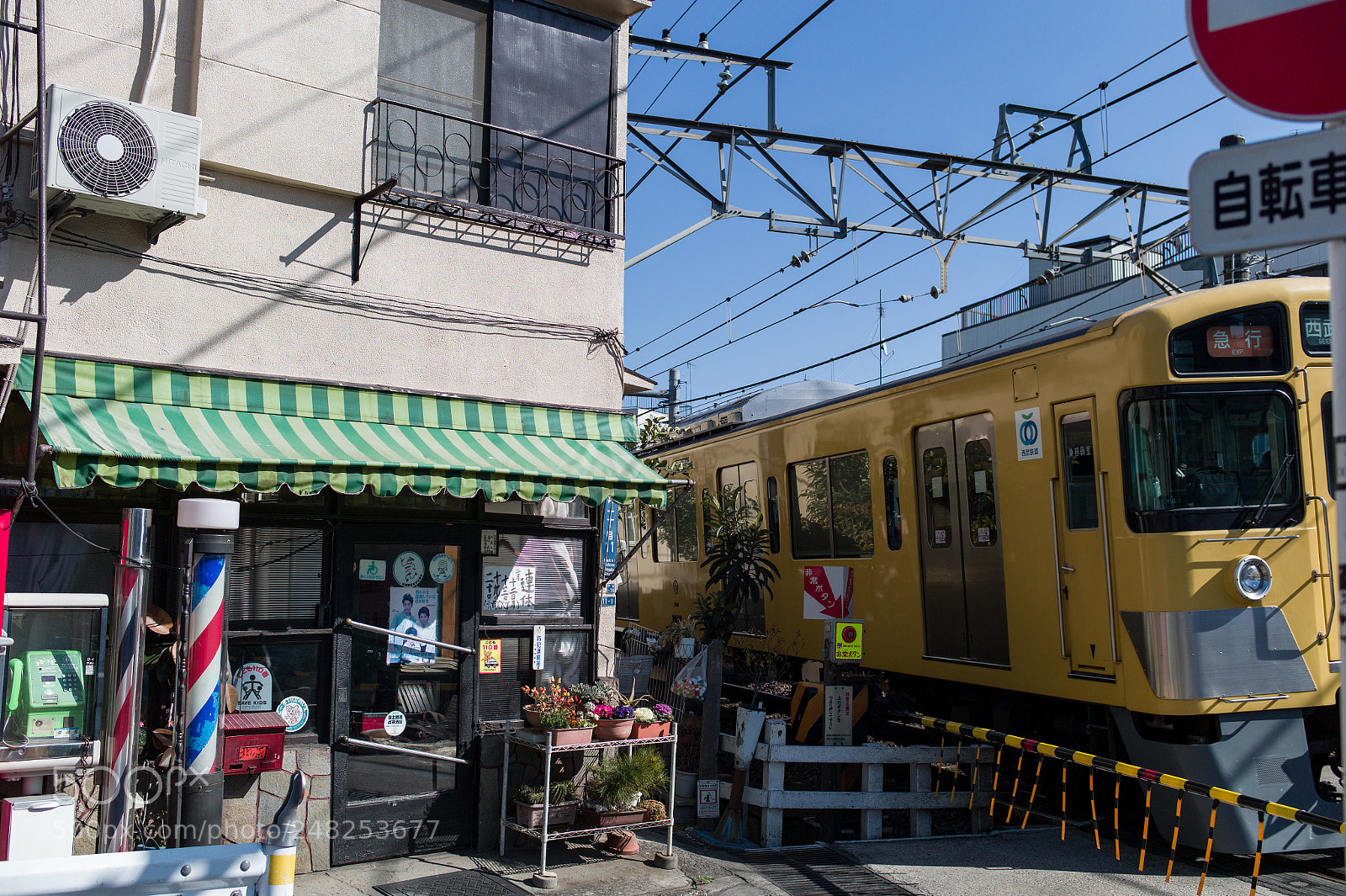 Leica M9 sample photo. Shop along the railroad photography