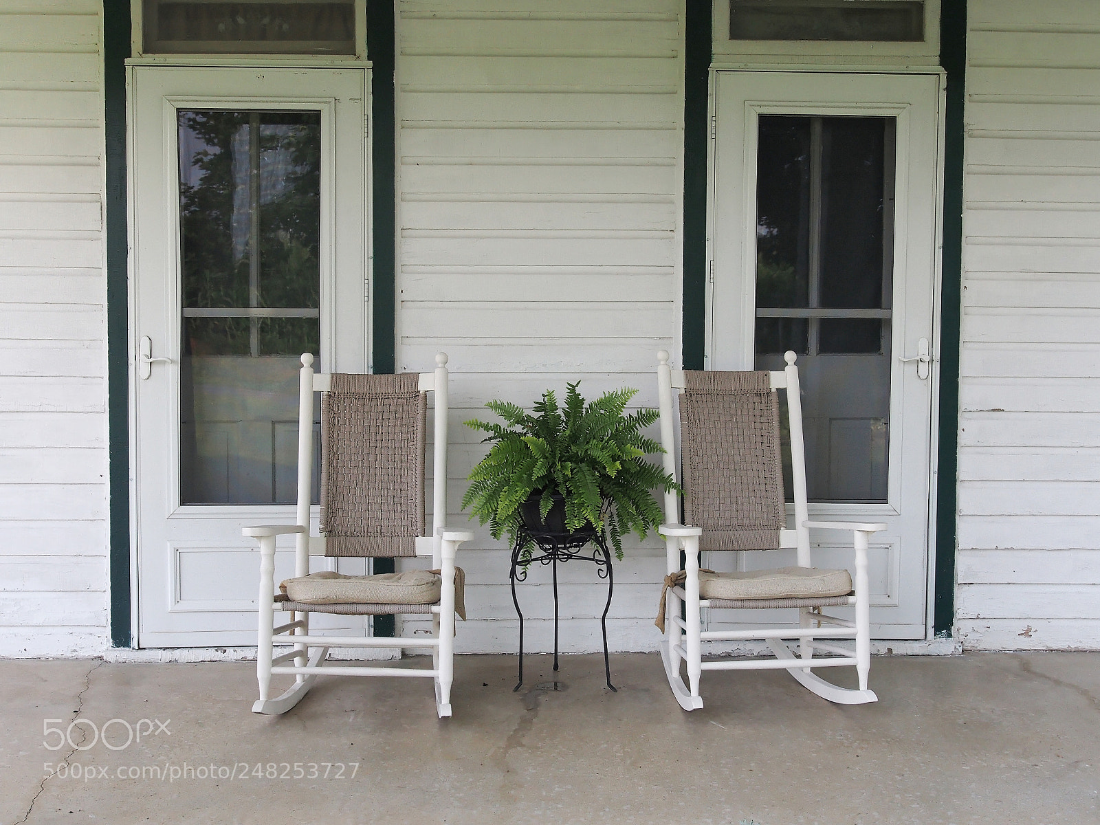 Olympus OM-D E-M5 sample photo. Two amish chairs photography