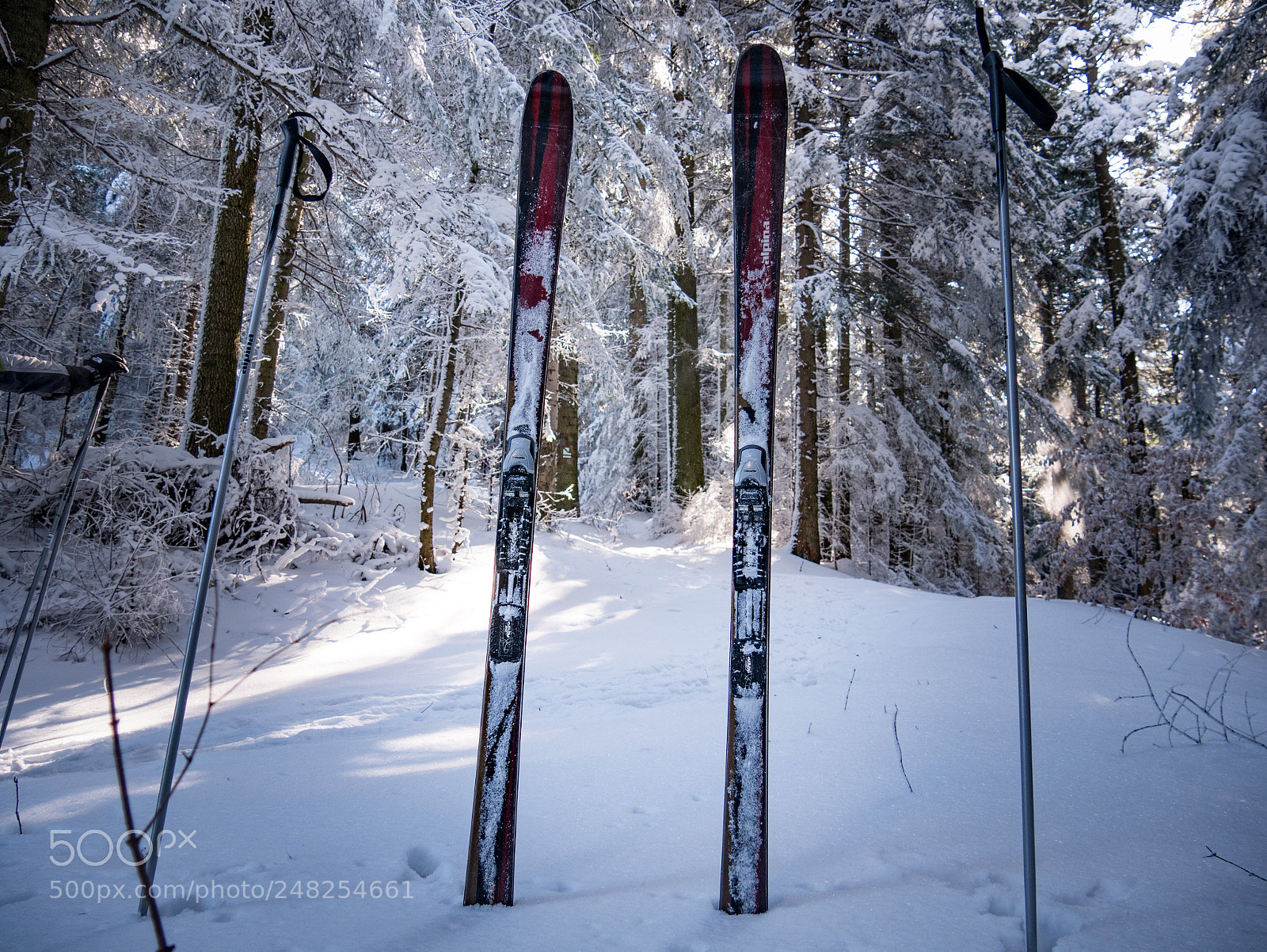 Panasonic Lumix DMC-GX85 (Lumix DMC-GX80 / Lumix DMC-GX7 Mark II) sample photo. Backcountry skiing photography