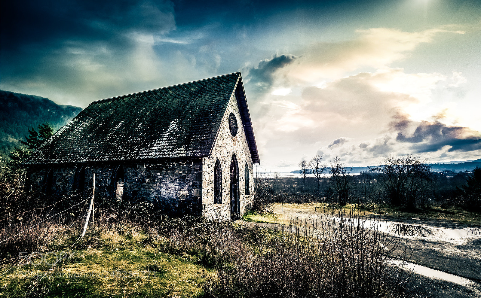 Olympus OM-D E-M1 Mark II sample photo. Stone butter church photography
