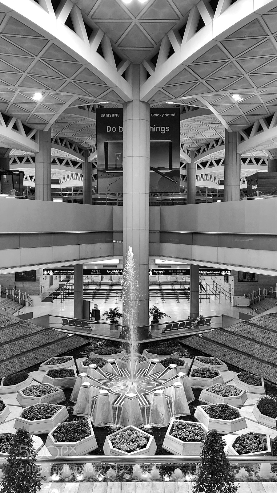 Apple iPhone X sample photo. #airport #saudi #arabia photography
