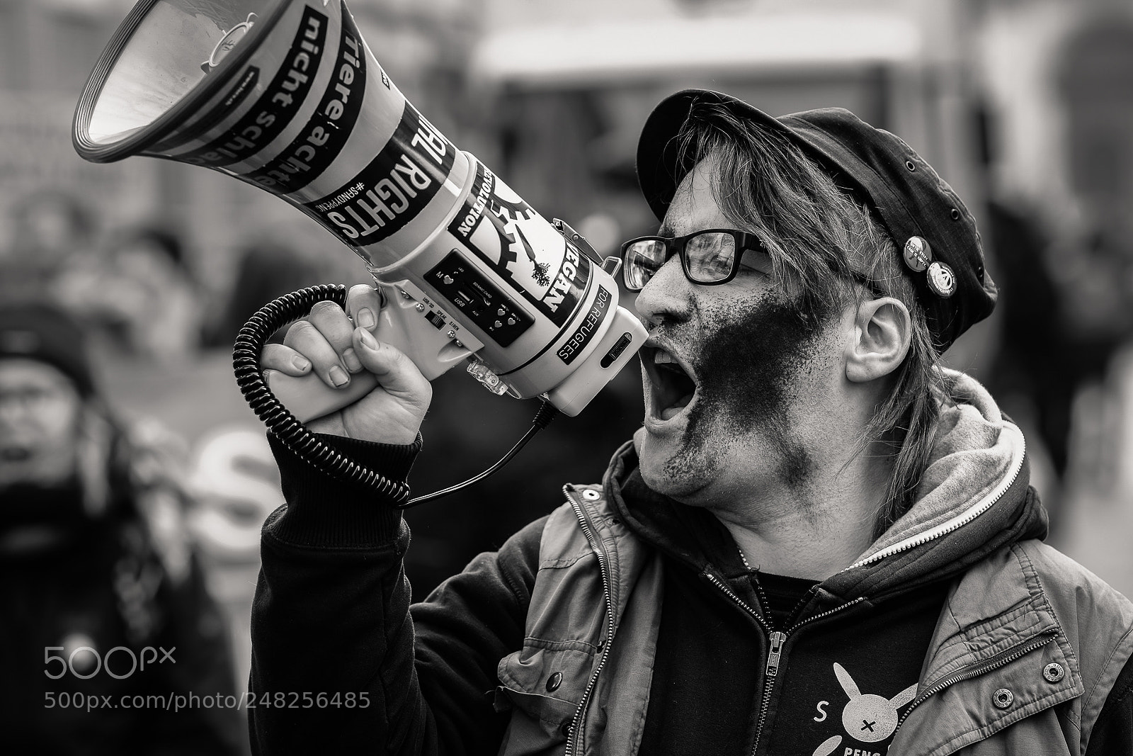 Fujifilm X-H1 sample photo. Faces - protest march photography