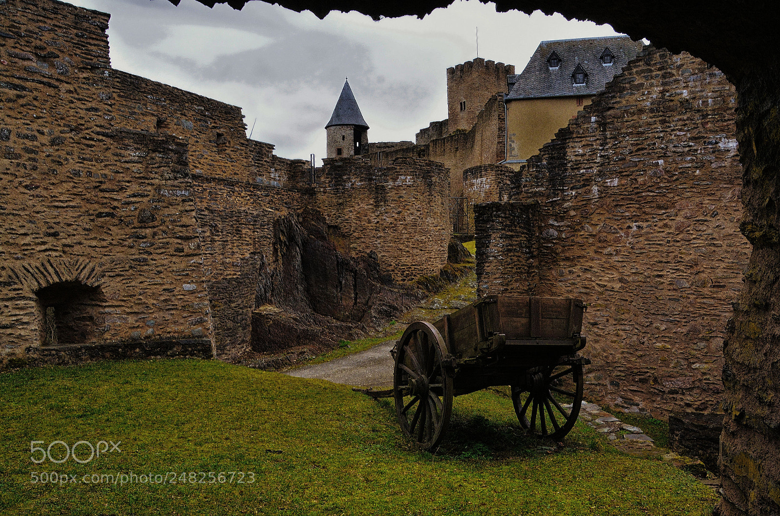 Nikon D5200 sample photo. The castle of bourscheid photography