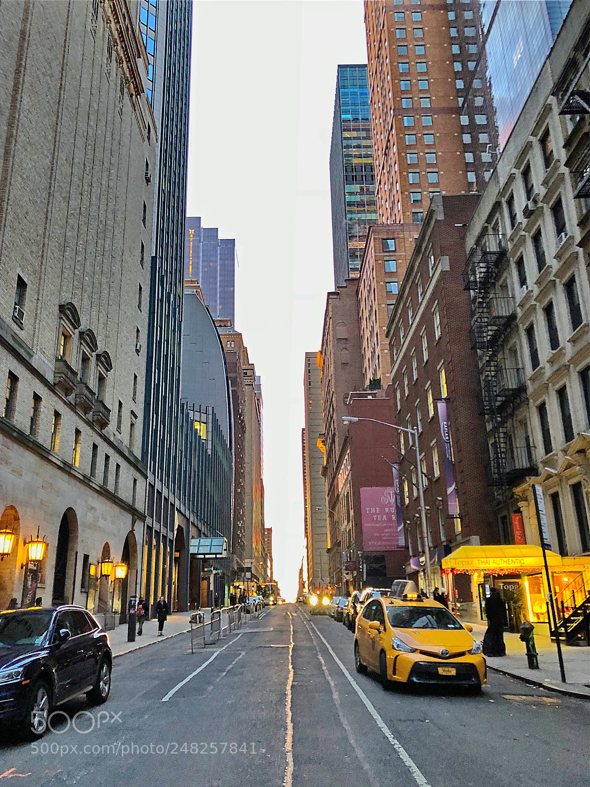 Apple iPhone X sample photo. Street scene, nyc photography
