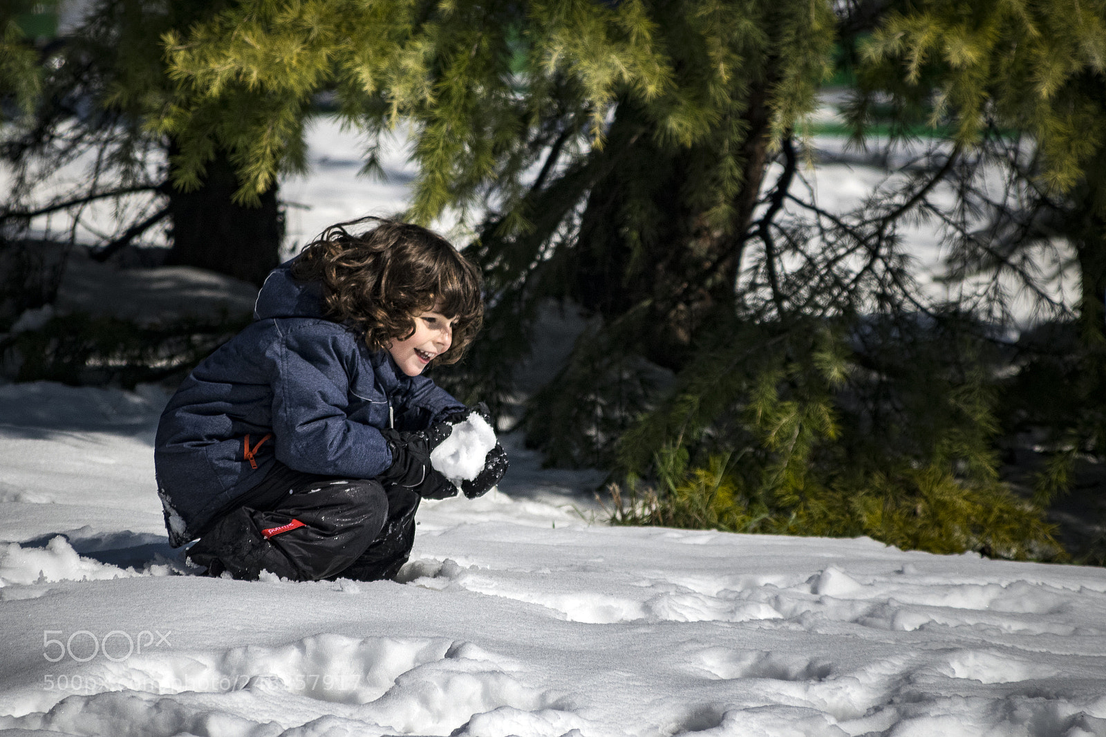 Nikon D5300 sample photo. Playing in the snow photography