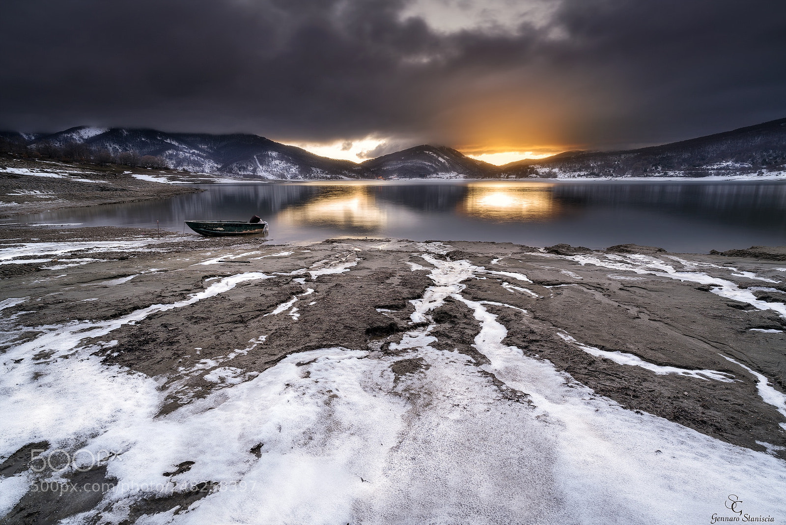 Sony a7R II sample photo. Lake of campotosto (aq) photography