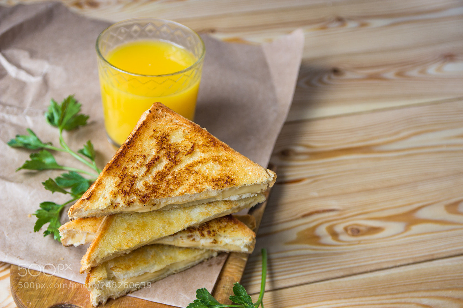 Canon EOS 600D (Rebel EOS T3i / EOS Kiss X5) sample photo. Cheese toasts for breakfast photography