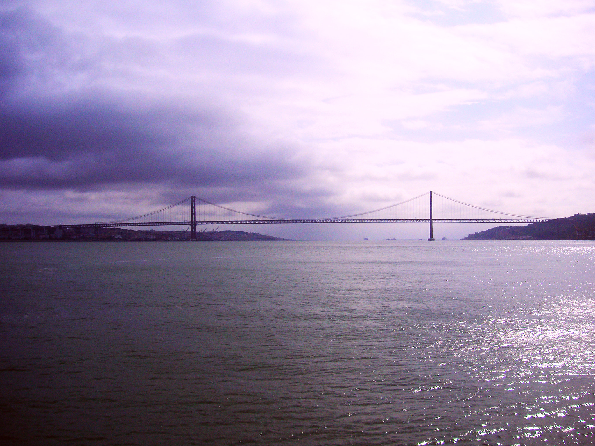 KONICA MINOLTA DiMAGE X50 sample photo. Ponte 25 de abril. lisboa photography