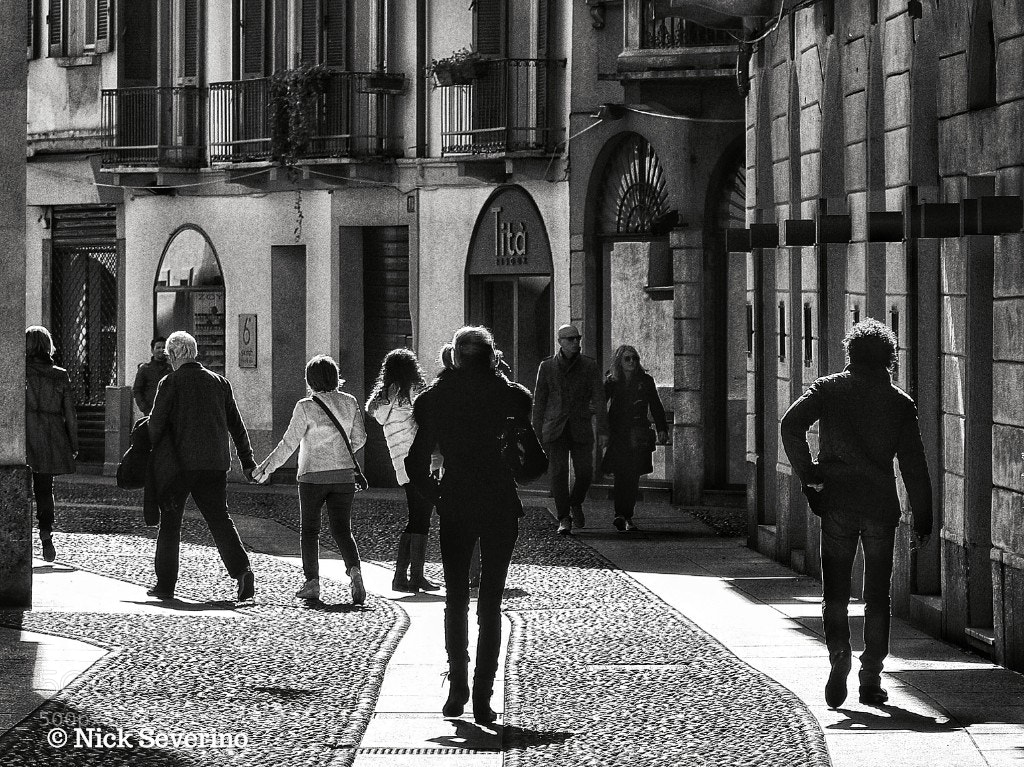 Canon EOS 7D Mark II sample photo. Life in the city photography