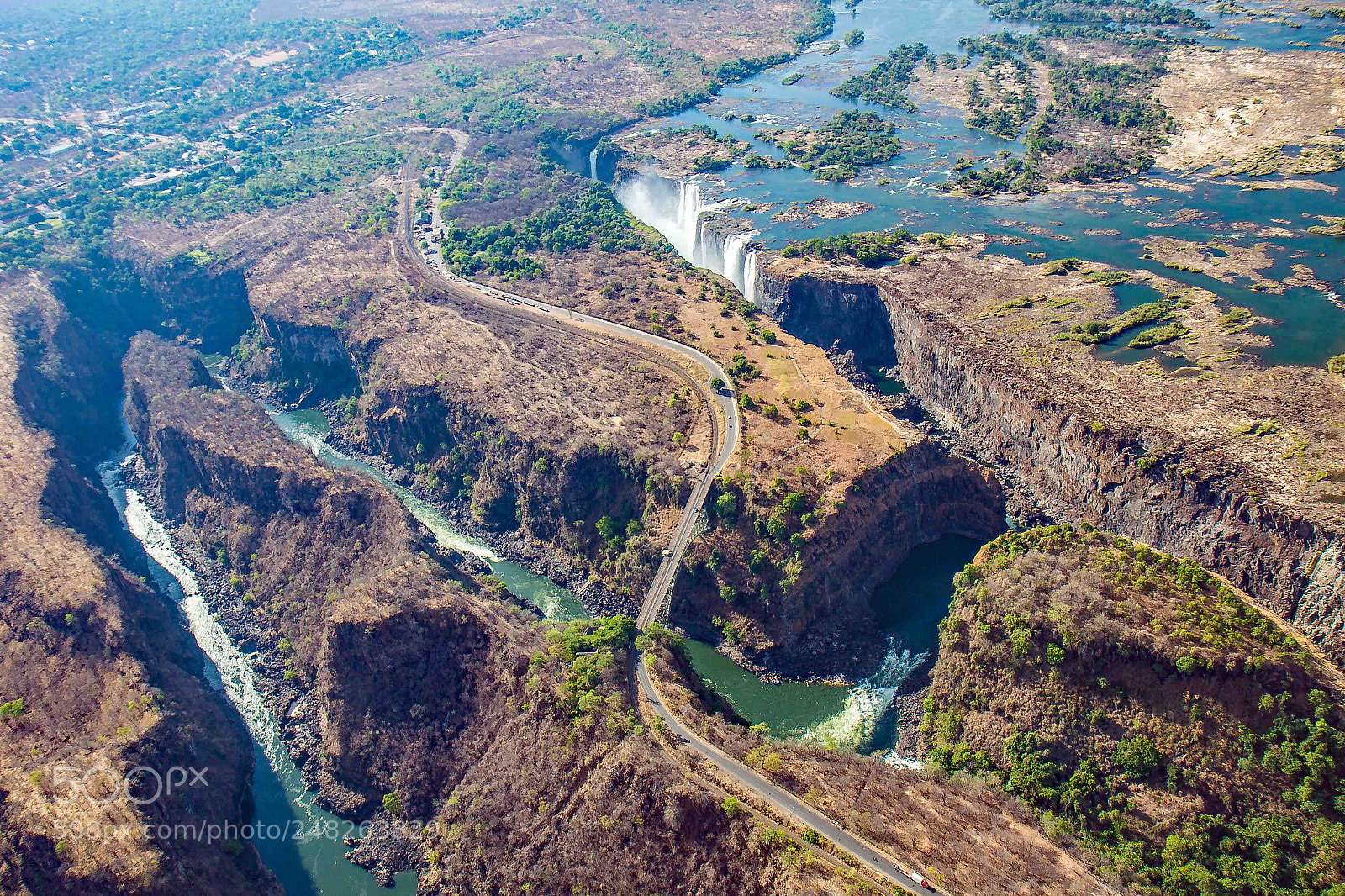 Canon EOS 600D (Rebel EOS T3i / EOS Kiss X5) sample photo. Heli view vicfalls simbabwe photography