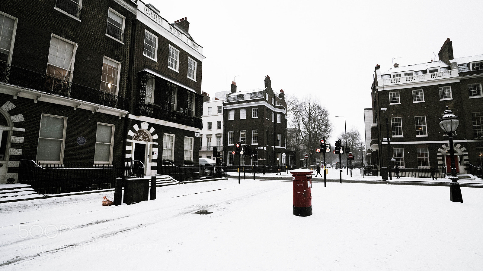 Sony a7R II sample photo. Snow in london photography
