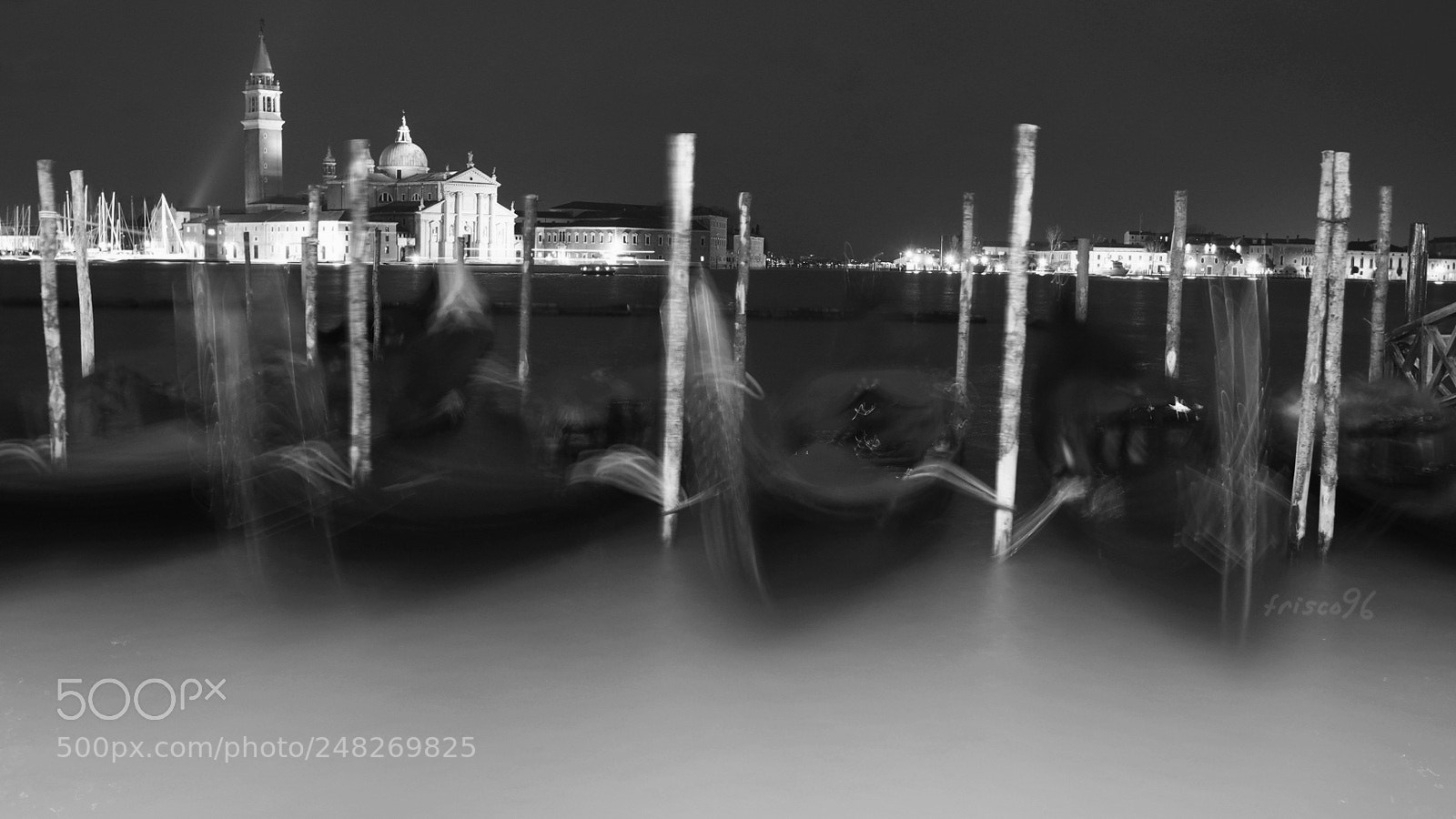 Olympus OM-D E-M10 sample photo. Gondolas dancing at nigth photography