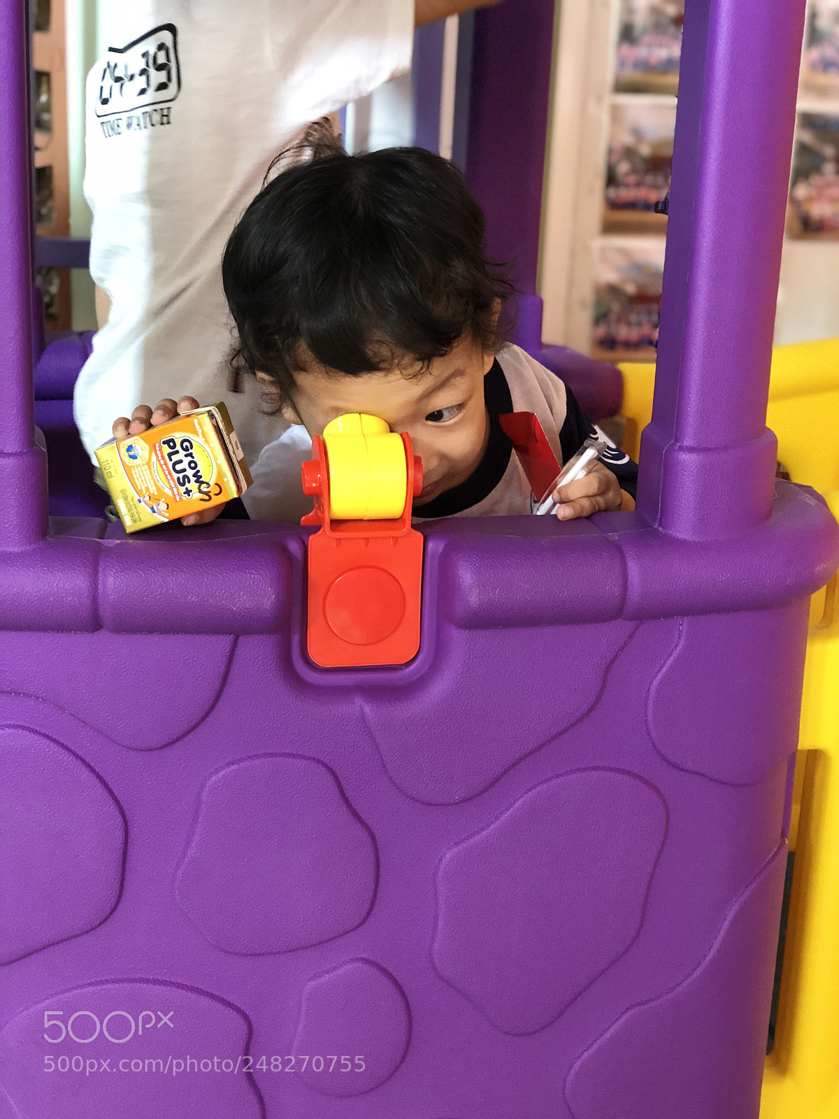 Apple iPhone 8 Plus sample photo. Play for fun photography