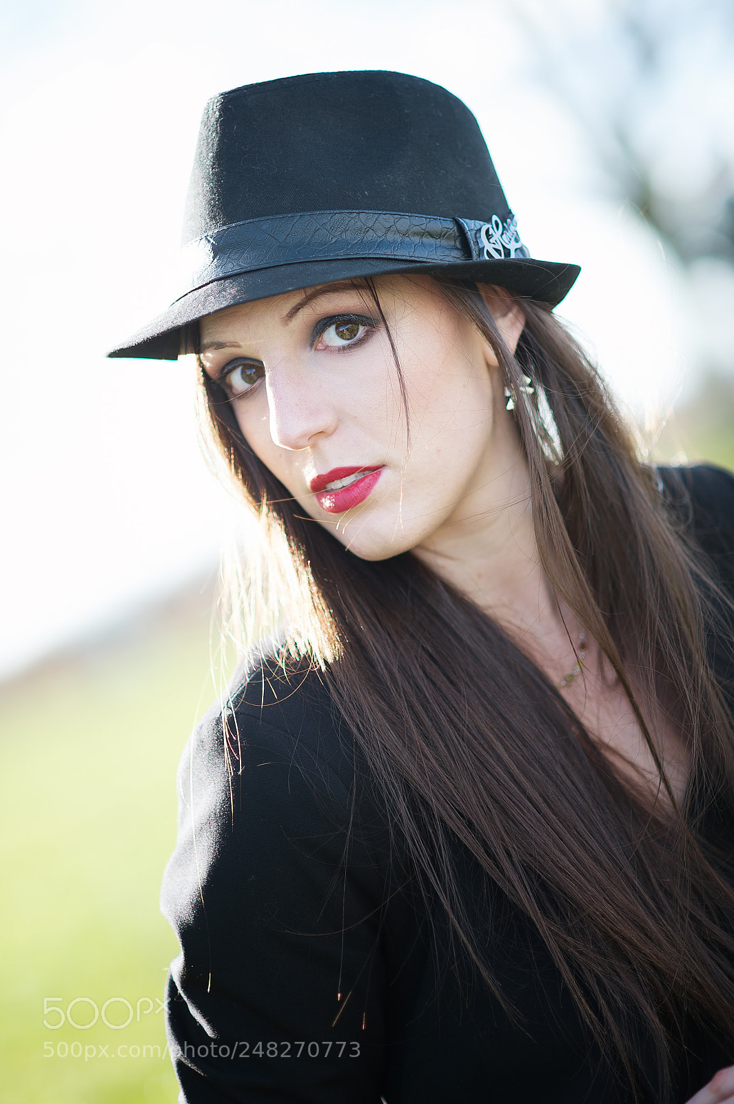 Nikon D4 sample photo. Elodie : shooting monbazillac photography