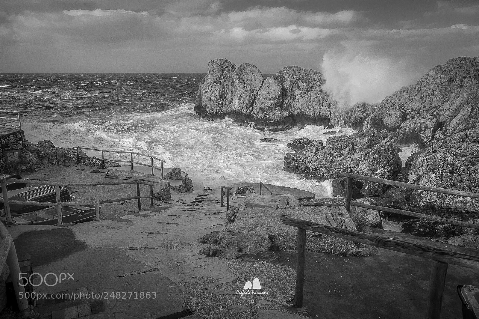 Nikon D3200 sample photo. Faro di punta carena photography