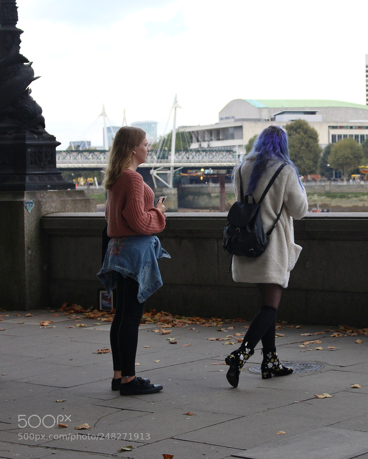 Canon EOS 700D (EOS Rebel T5i / EOS Kiss X7i) sample photo. Londoners photography