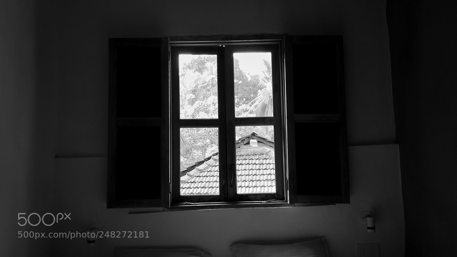 Samsung Galaxy S4 sample photo. Bedroom window photography