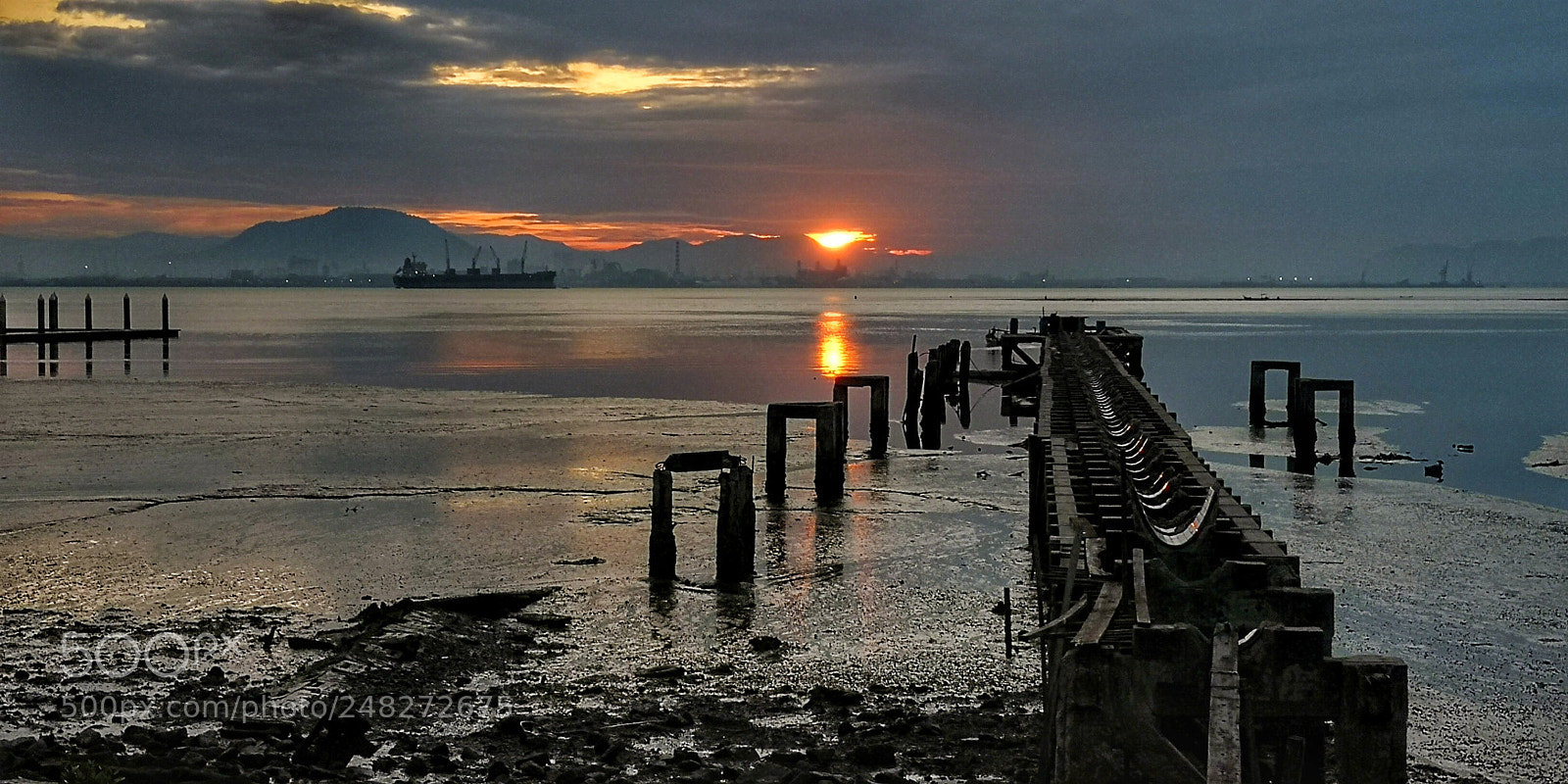 HUAWEI Mate 10 Pro sample photo. Beautiful sunrise photography