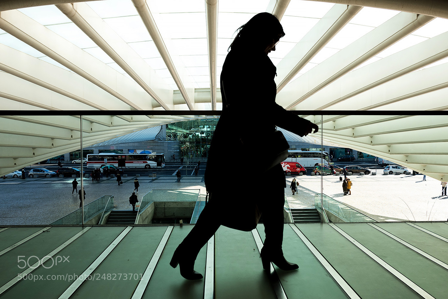 Leica Q (Typ 116) sample photo. Passenger photography