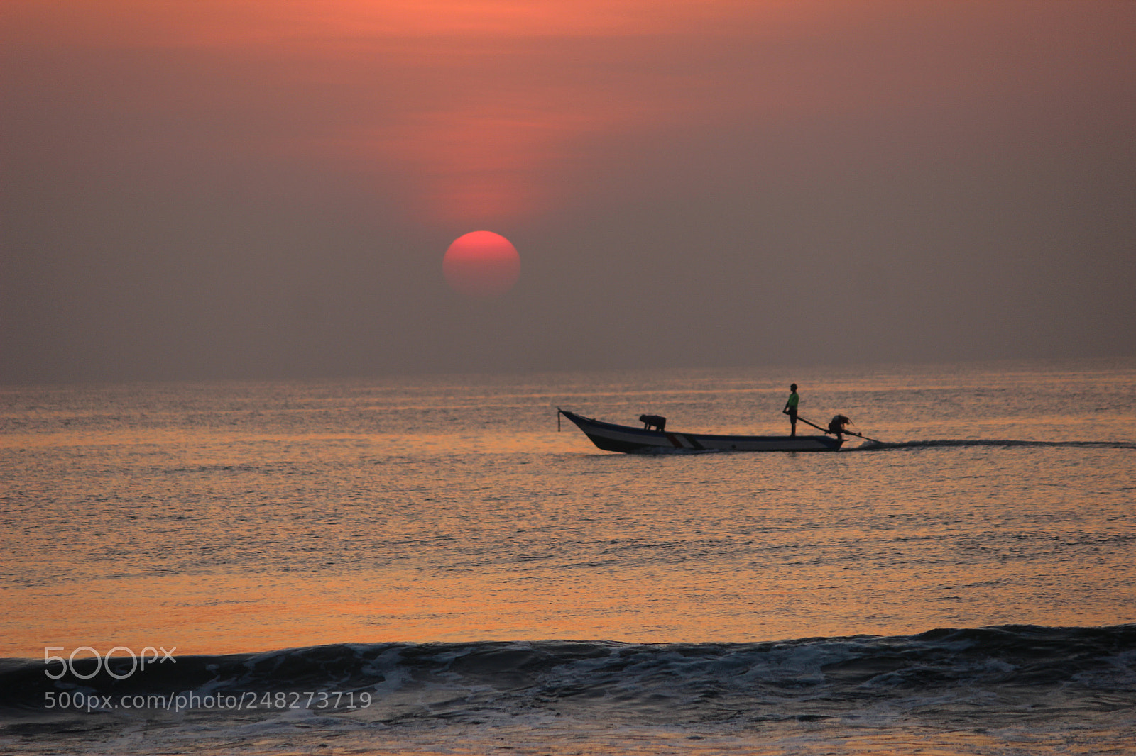 Canon EOS 600D (Rebel EOS T3i / EOS Kiss X5) sample photo. The rising sun the photography