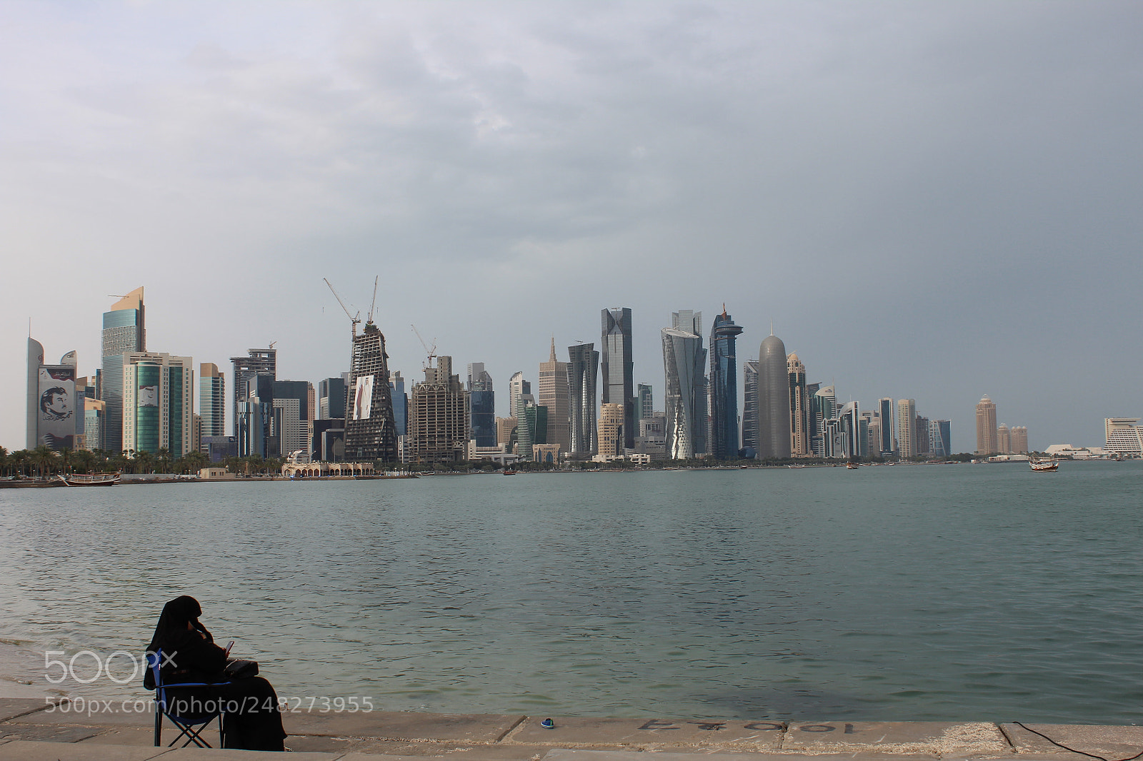 Canon EF-S 18-55mm F3.5-5.6 III sample photo. Lonely hour photography