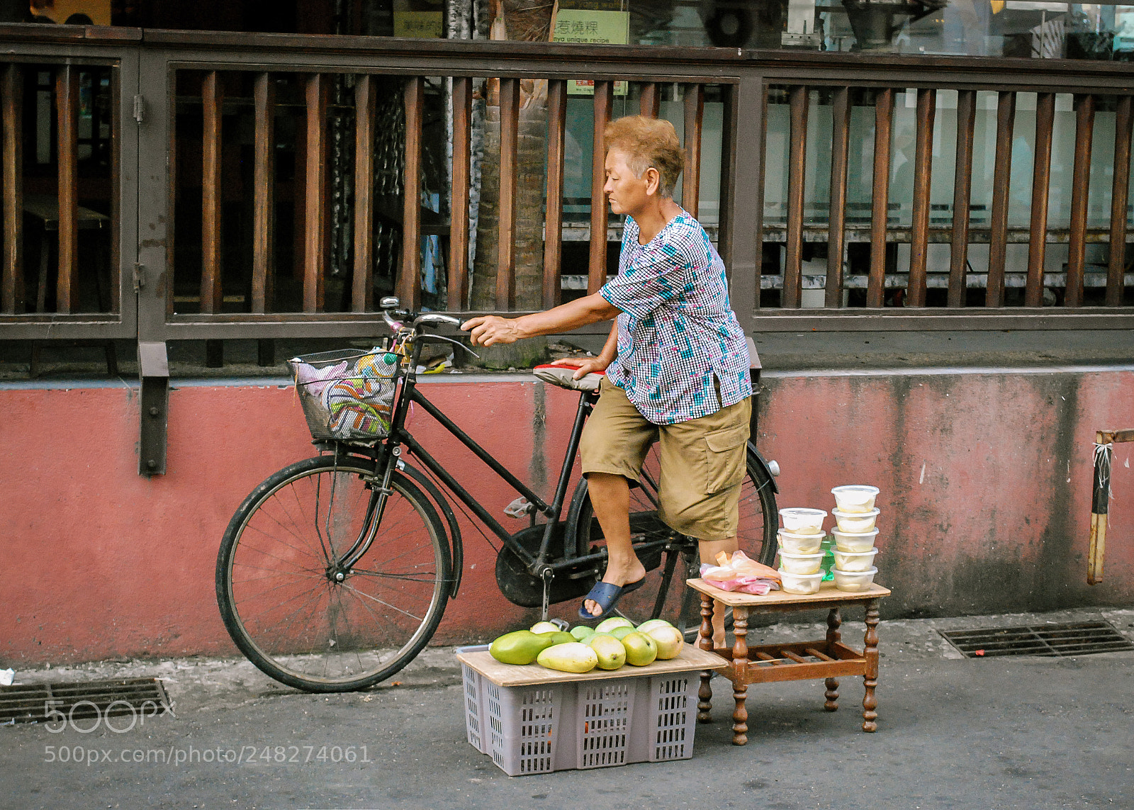 Nikon D60 sample photo. Selling fruit in malacca photography