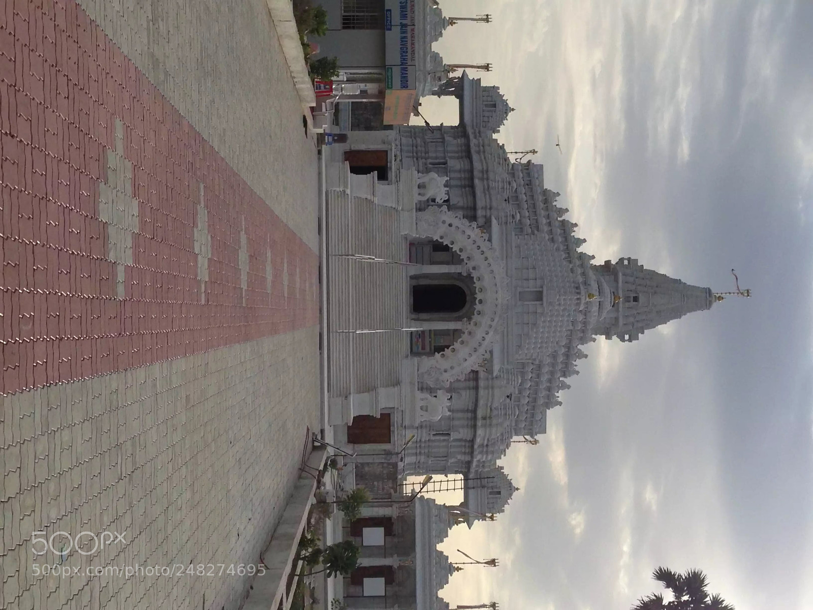 Apple iPhone 5 sample photo. Jain temple at ecr photography