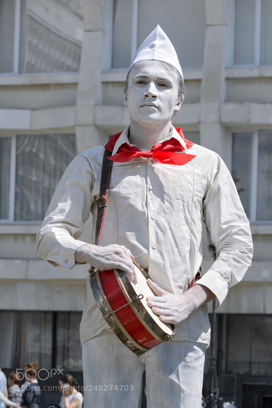 Nikon D3100 sample photo. Living sculpture. russia, ulyanovsk photography