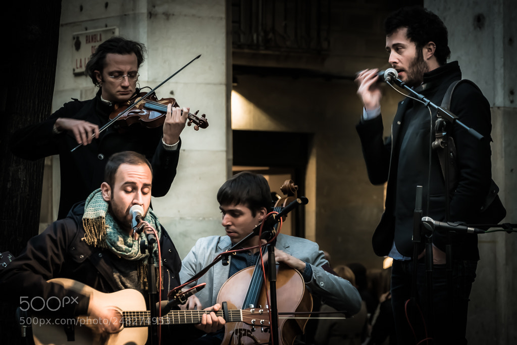 Nikon D5300 sample photo. Gerona - street band photography