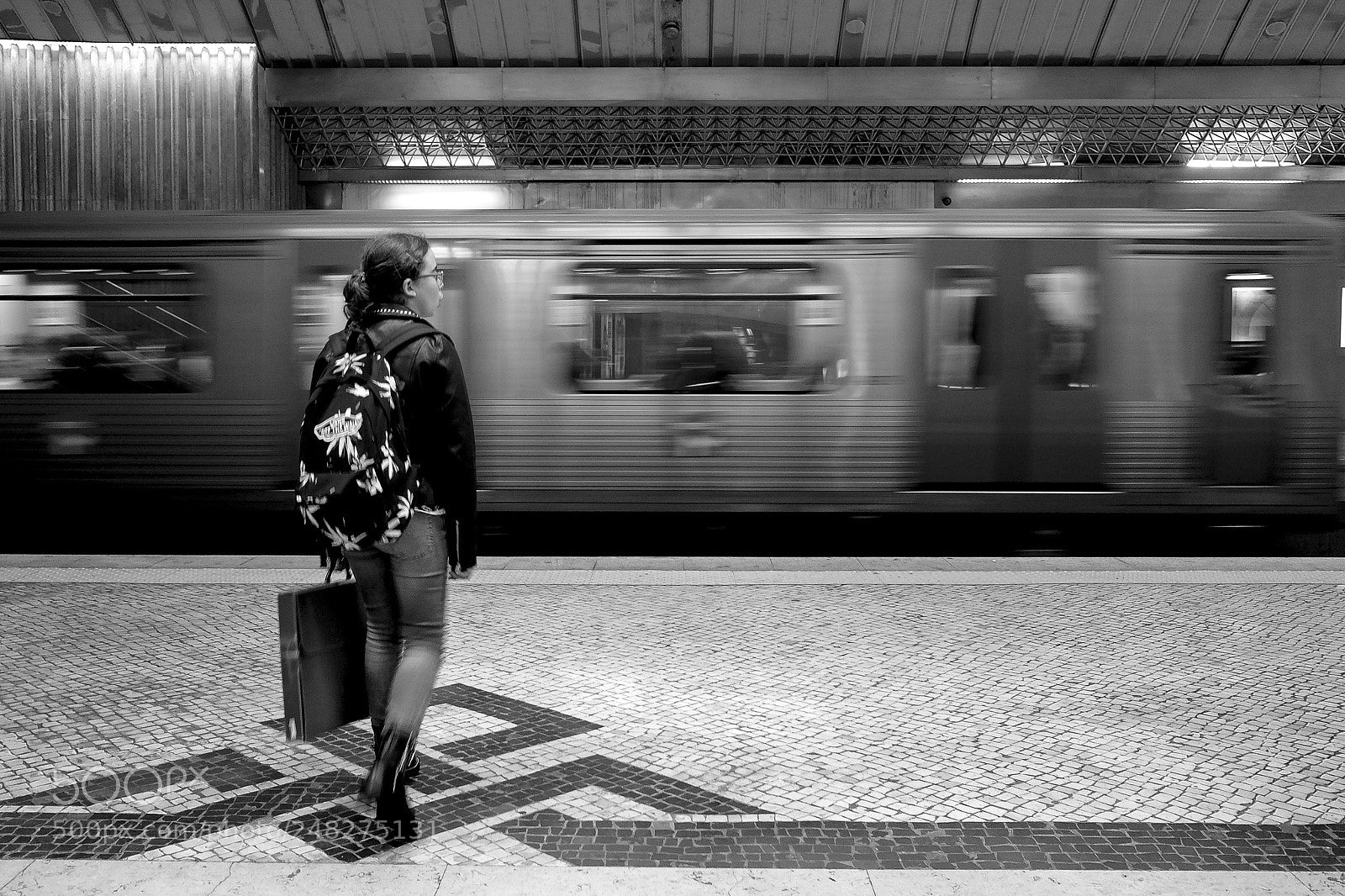 Fujifilm X70 sample photo. Subway 22 photography
