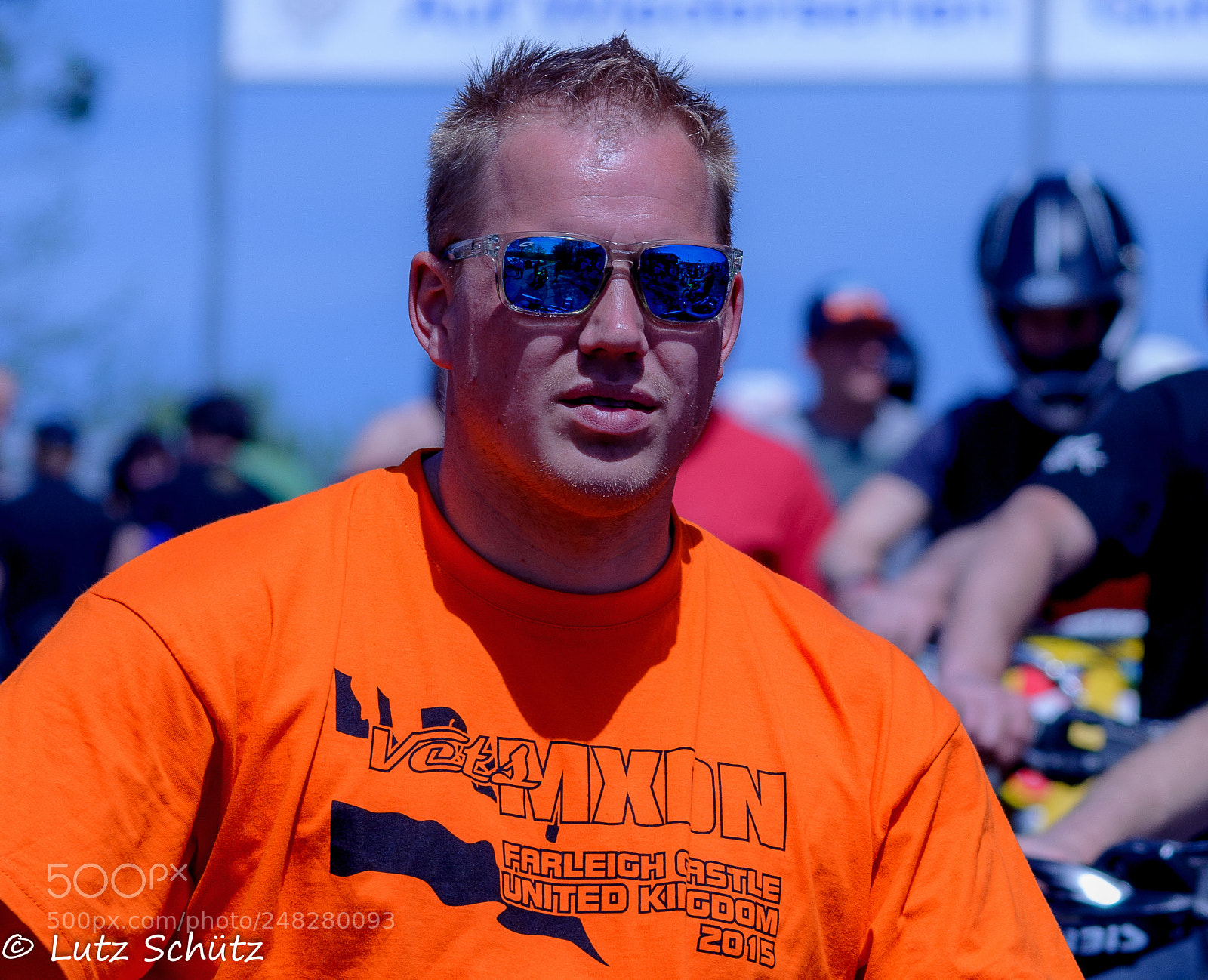 Nikon D5100 sample photo. Cross photography
