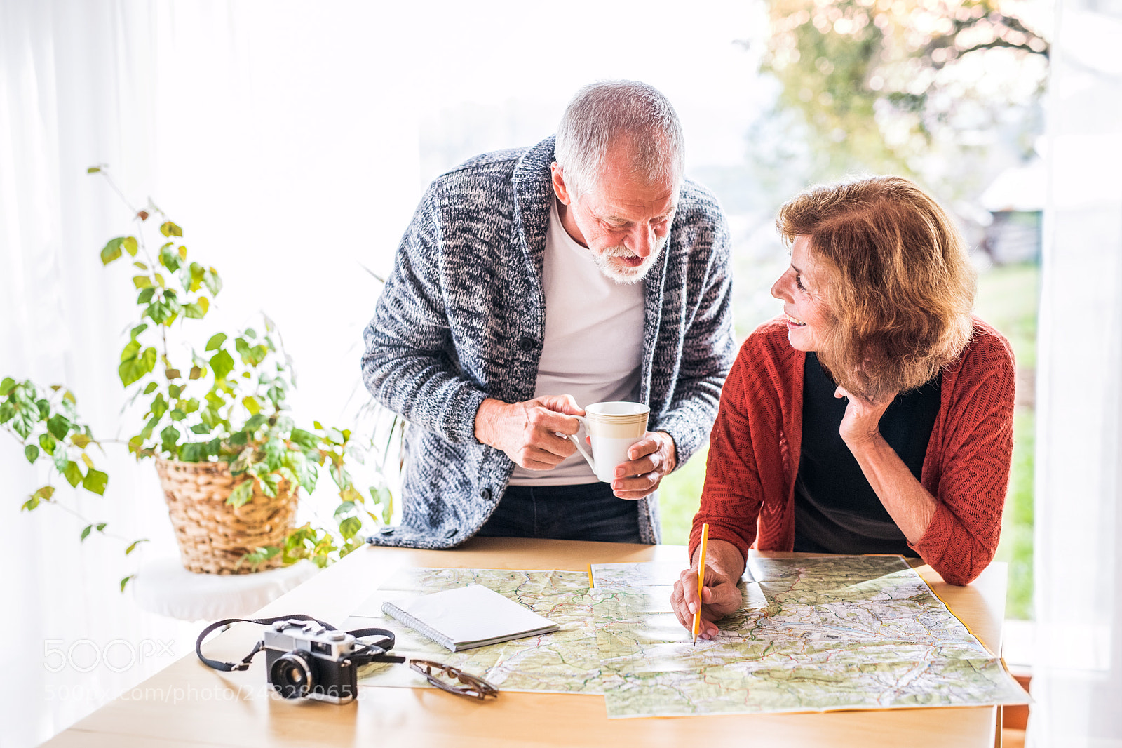 Nikon D5 sample photo. Senior couple with map photography