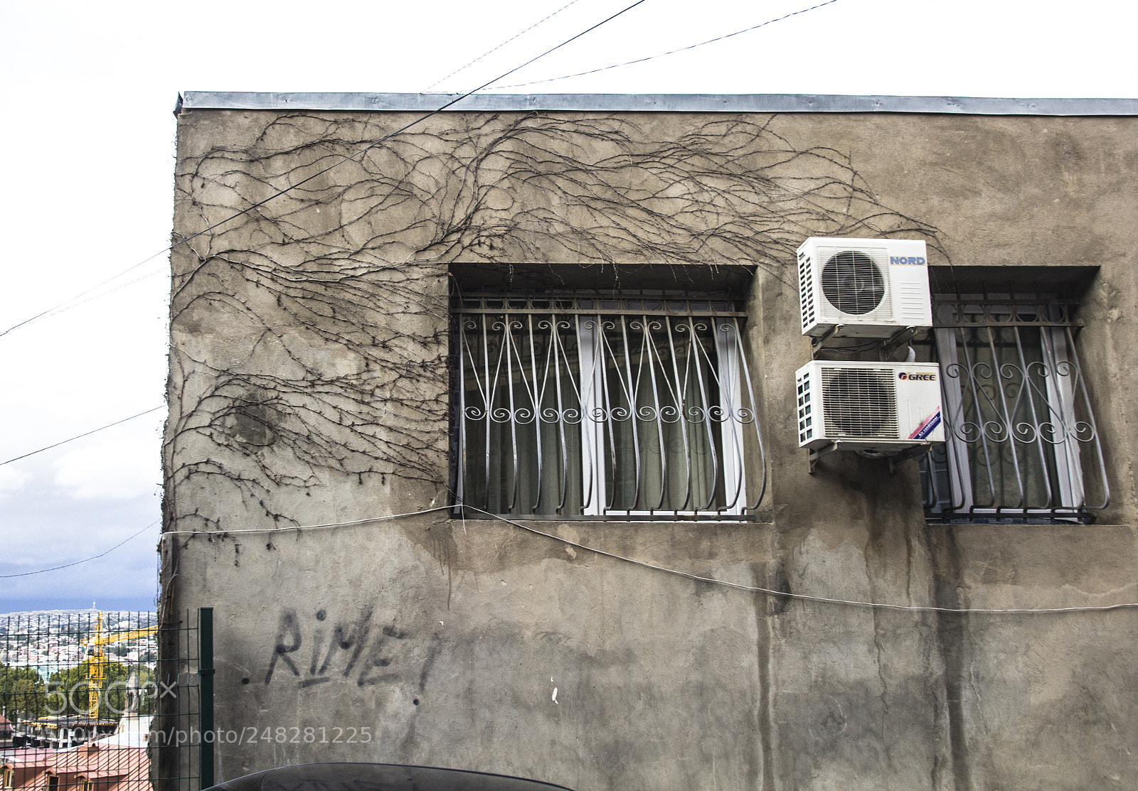 Canon EOS 60D sample photo. Wall photography