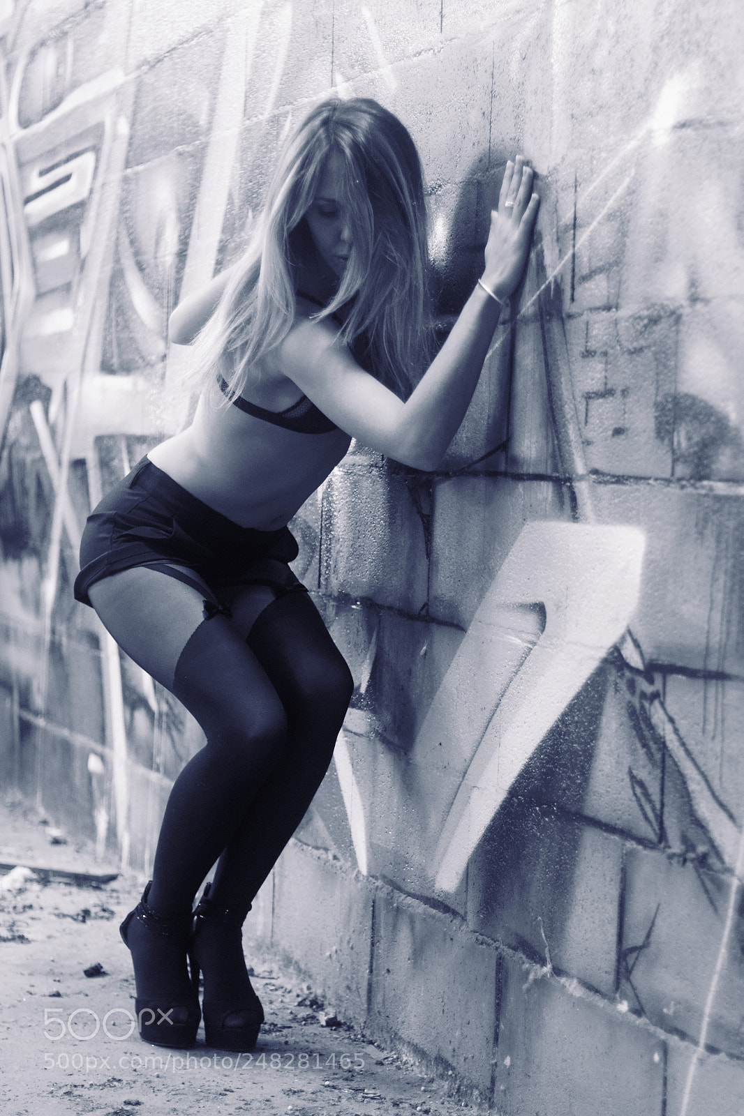 Canon EOS 70D + Canon EF 50mm F1.8 II sample photo. Les murs porteurs..... photography
