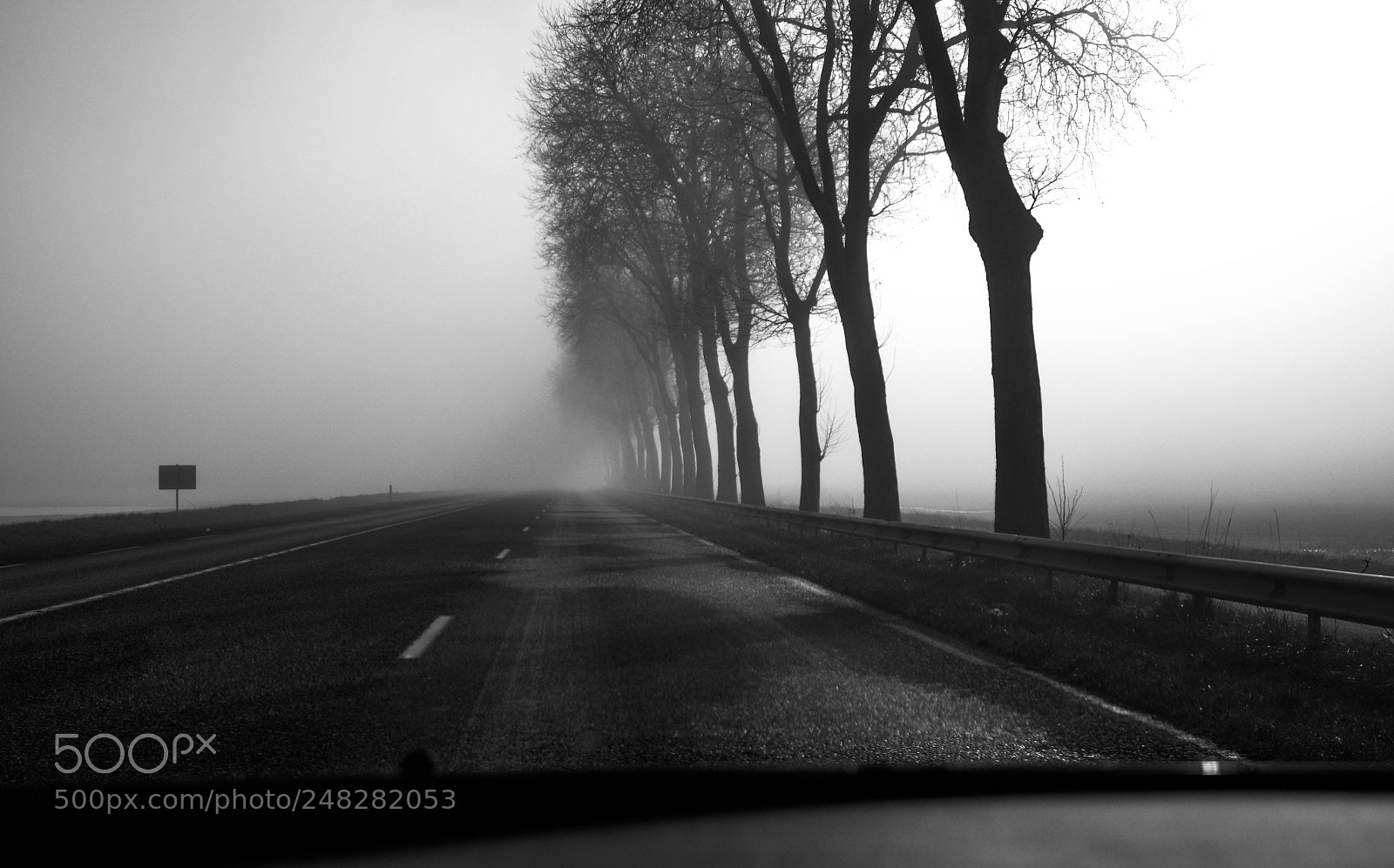 Nikon D5100 sample photo. Sur la route photography