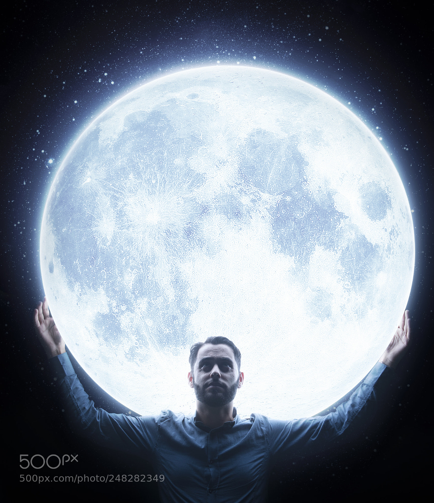 Canon EOS 7D Mark II sample photo. Hold the moon photography