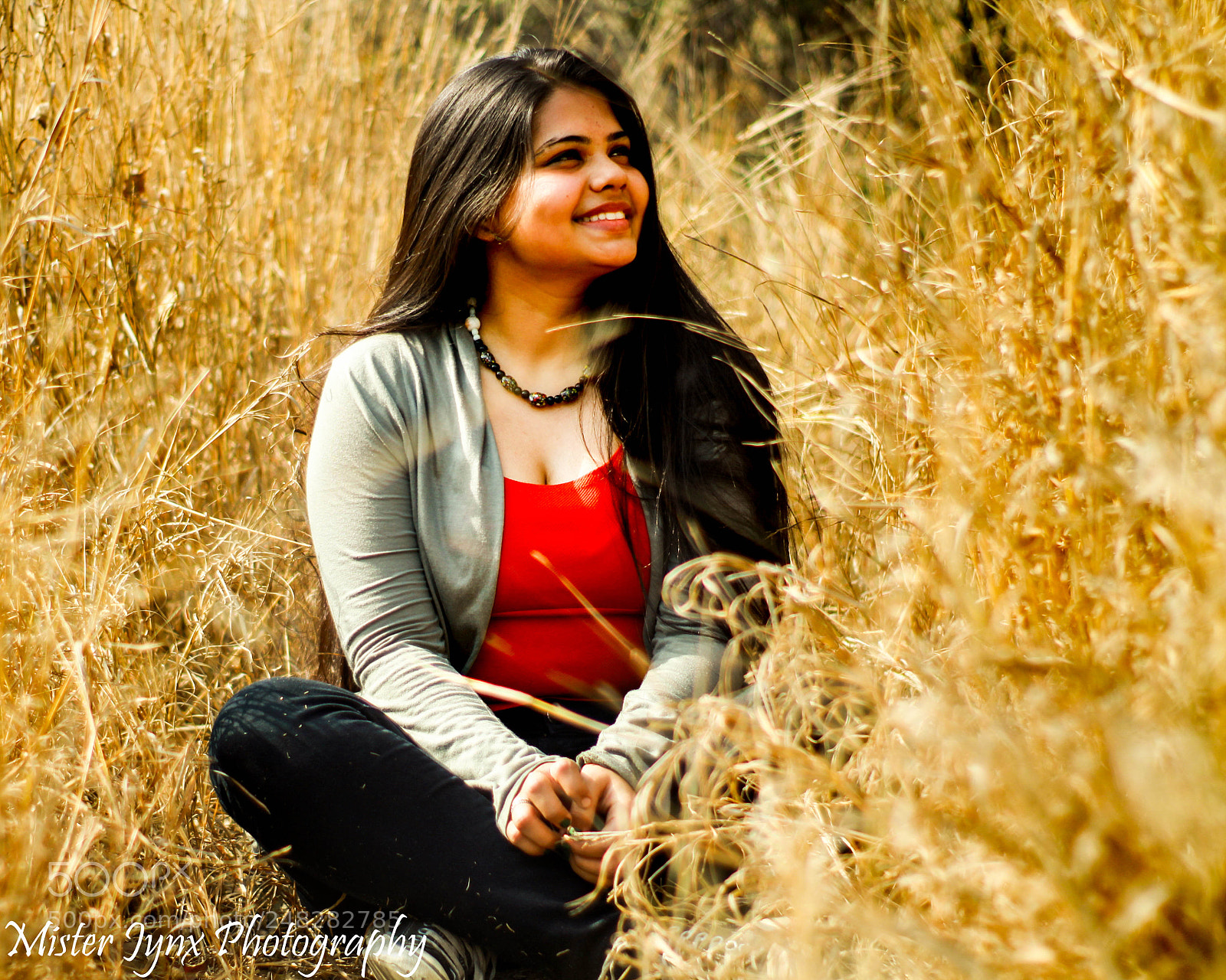 Canon EOS 1300D (EOS Rebel T6 / EOS Kiss X80) sample photo. In frame: shainal photography