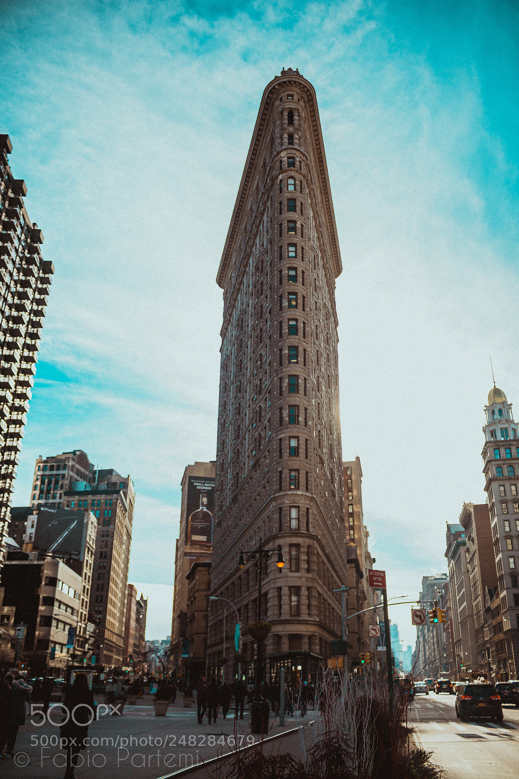 Canon EOS 700D (EOS Rebel T5i / EOS Kiss X7i) sample photo. Flatiron building photography
