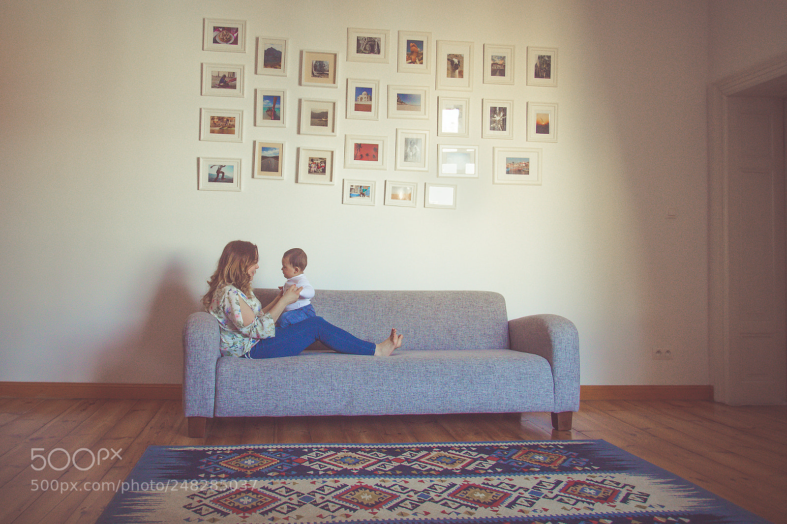 Canon EOS 550D (EOS Rebel T2i / EOS Kiss X4) sample photo. Motherhood photography
