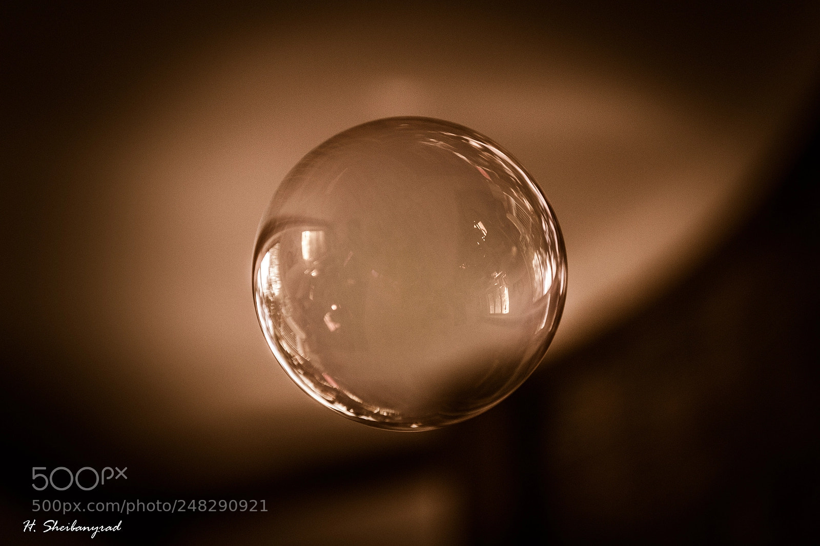Canon EOS 600D (Rebel EOS T3i / EOS Kiss X5) sample photo. Bubble  photography