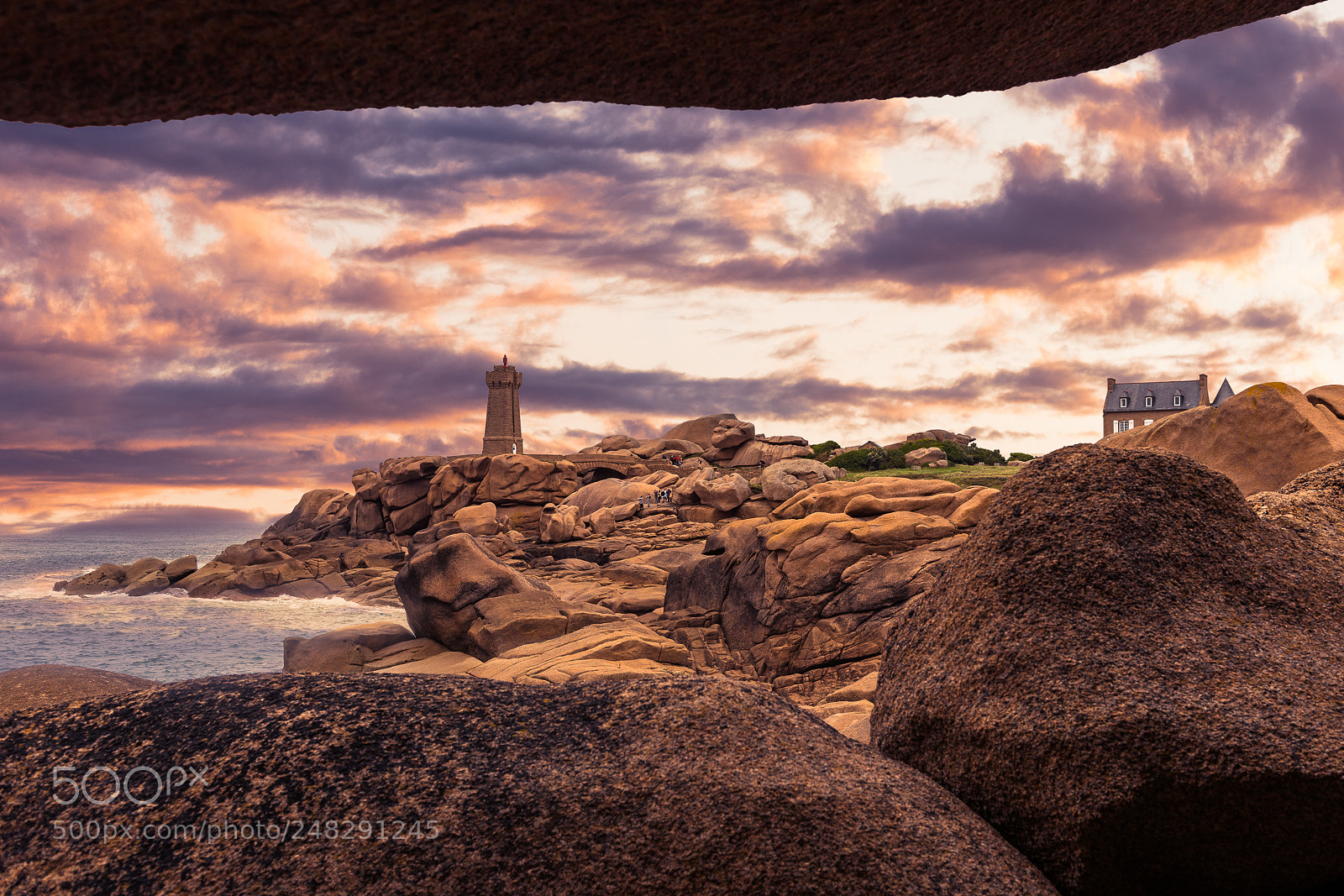 Nikon D800 sample photo. Lighthouse bretagne photography