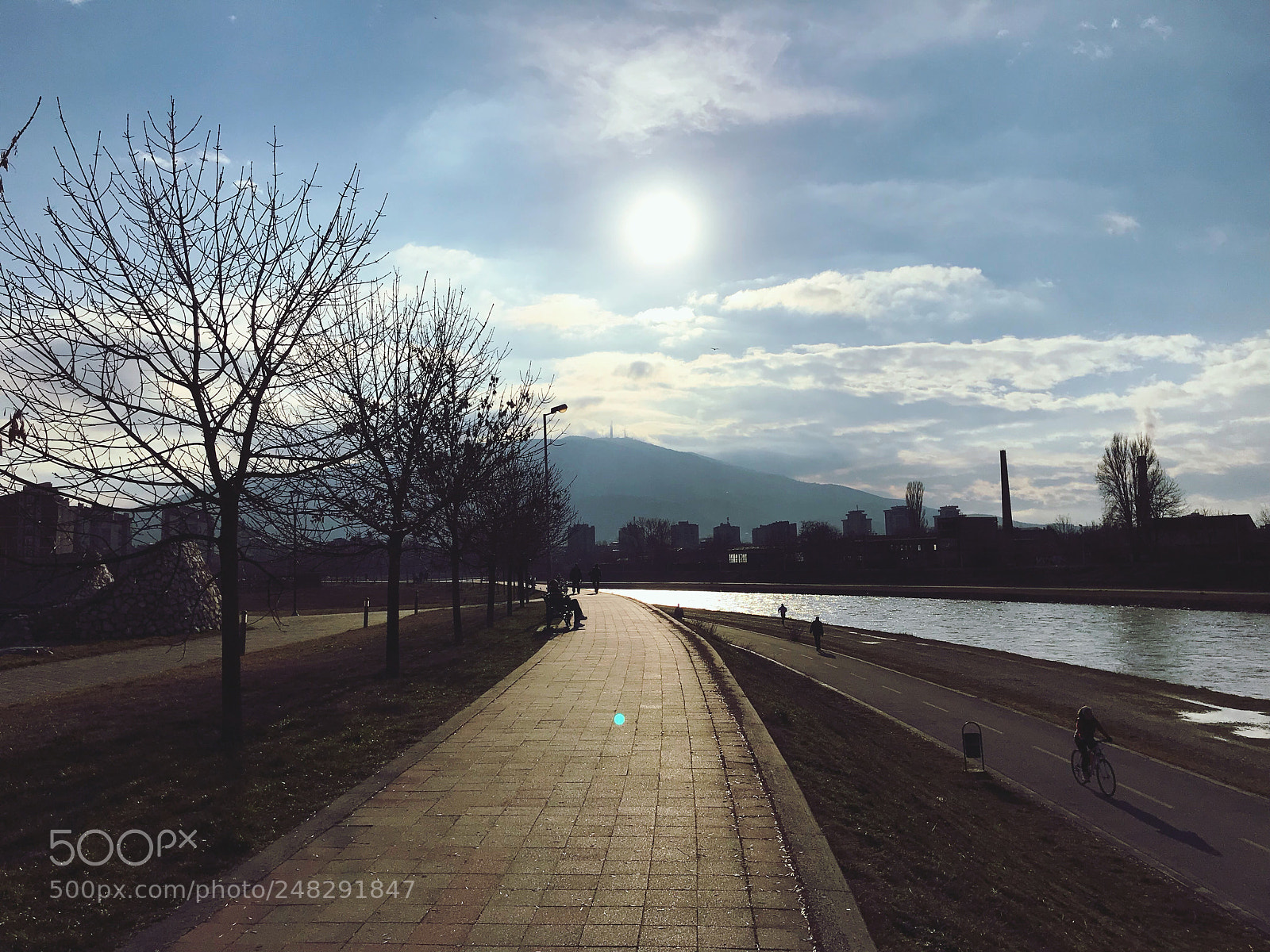Apple iPhone 7 Plus sample photo. Boardwalk by the river photography