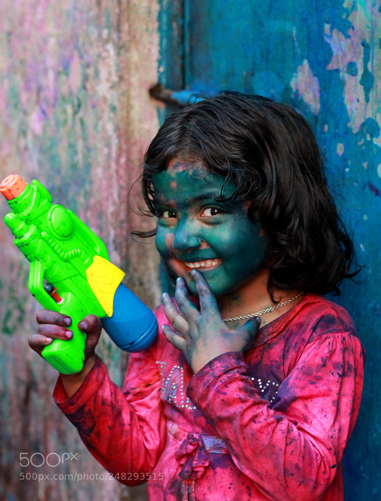Canon EOS 600D (Rebel EOS T3i / EOS Kiss X5) sample photo. The colorful girl photography