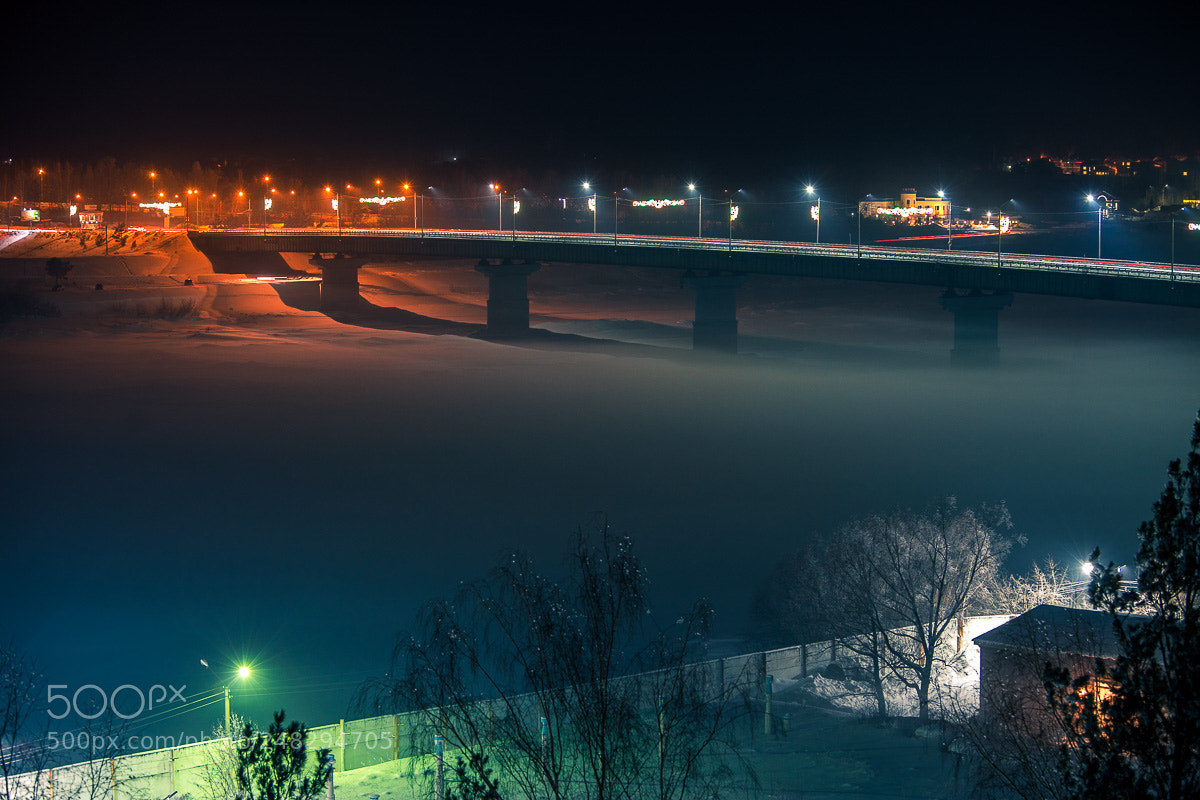 Sony a7 II sample photo. The bridge and the photography